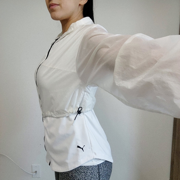 NEW Puma Train Rain Jacket, S, White - Picture 6 of 14